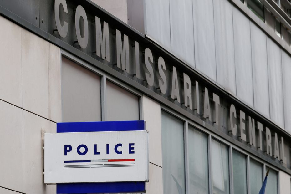 Un homme de 35 ans décède dans un commissariat à Paris, sa famille porte plainte et l'IGPN lance